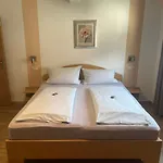 Wein- Und Gaestehaus M. Bai 3*
