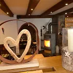 Guest house Wein- Und Gaestehaus M. Bai 3*