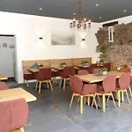 Guest house Wein- Und Gaestehaus M. Bai Mesenich