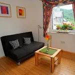 Wein- Und Gaestehaus M. Bai Guest house