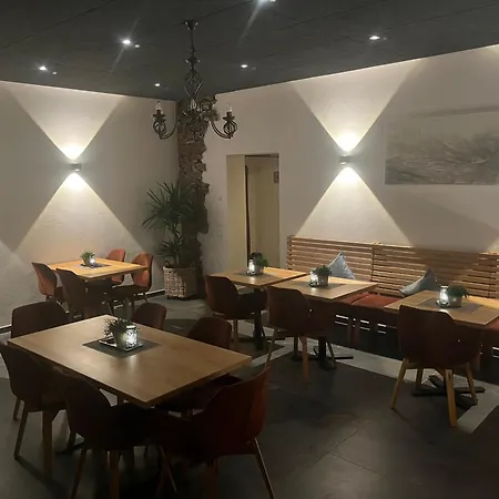 Wein- Und Gaestehaus M. Bai Casa de hóspedes