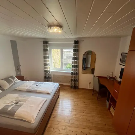 Wein- Und Gaestehaus M. Bai Pensjonat 3*