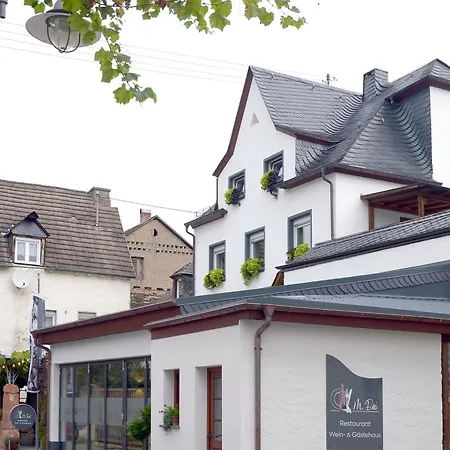 Wein- Und Gaestehaus M. Bai Gasthuis