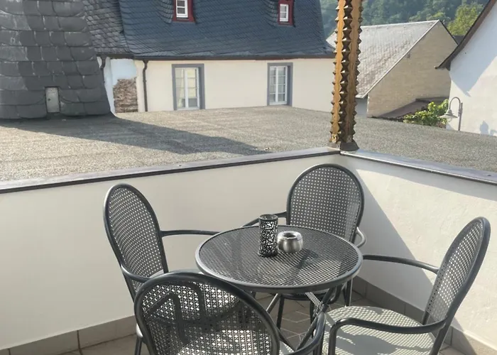 Wein- Und Gaestehaus M. Bai 3*