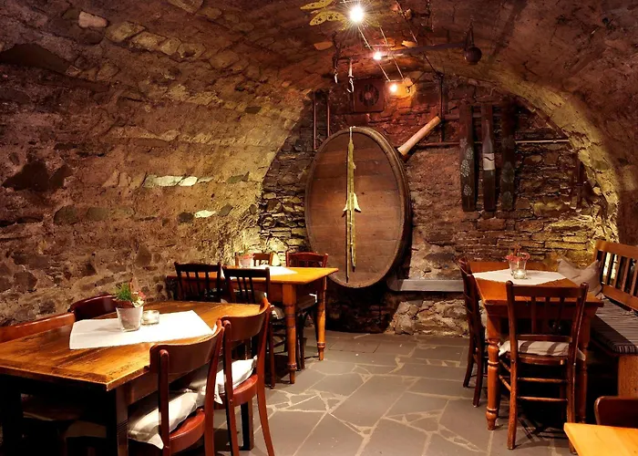 Wein- Und Gaestehaus M. Bai