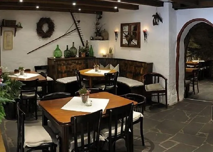 Wein- Und Gaestehaus M. Bai Casa de hóspedes Mesenich