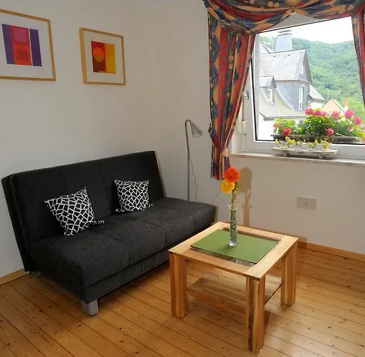 Wein- Und Gaestehaus M. Bai Mesenich